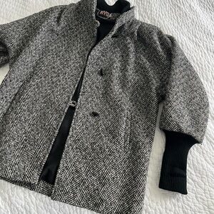 Black and White Tweed Coat Y2K Size 12 Toggle Buttons